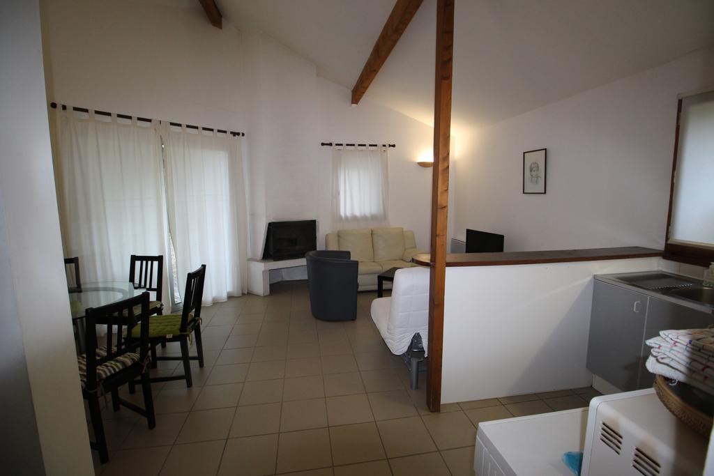 Domaine La Fontaine Du Cade Βίλα Lagorce  Εξωτερικό φωτογραφία